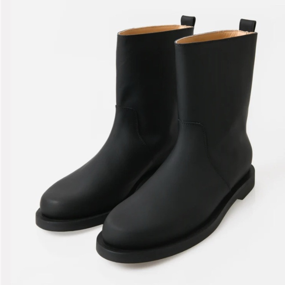 DEAR FRANCES Ero Leather Boots Minimalist in Black Sz 39 US 9